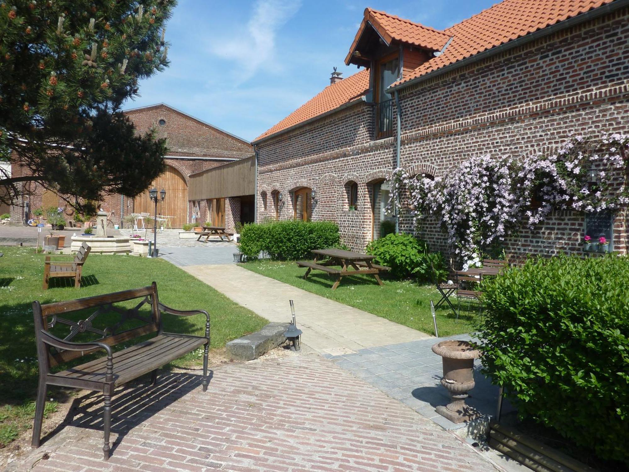Ferme De Montecouvez Bed & Breakfast Crevecoeur-sur-l'Escaut Exterior photo